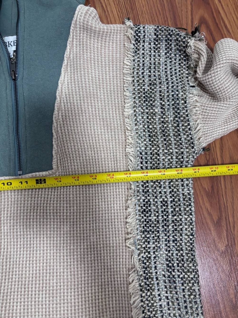 BKE Pieced Quarter Zip Oversized Pullover NWT - Picture 6 of 6